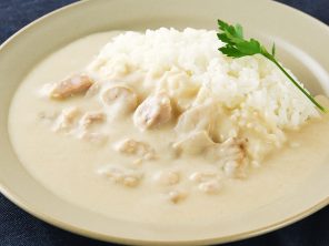 食品OEMと業務用のたれ､ソースの泉万醸造（イヅマン） |ホワイティースカレー
