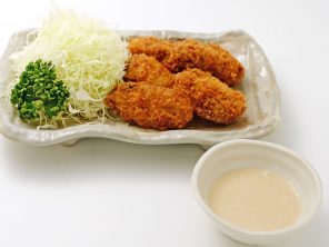 食品OEMと業務用のたれ､ソースの泉万醸造（イヅマン） |カキフライ クリーミーソース添え