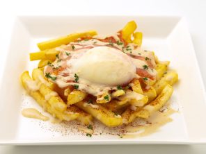 食品OEMと業務用のたれ､ソースの泉万醸造（イヅマン） |フライドポテトのエストレジャードス風