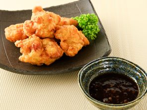 食品OEMと業務用のたれ､ソースの泉万醸造（イヅマン） |発酵だれで食べるからあげもろみソース
