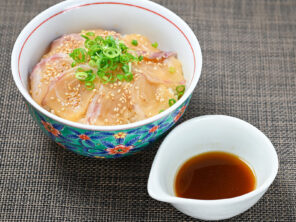 食品OEMと業務用のたれ､ソースの泉万醸造（イヅマン） |鯛のべっこう丼